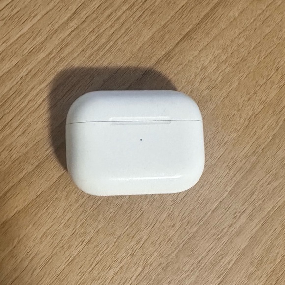 AirPod Pro with Wireless Case (2nd Gen) - Picture 9 of 9